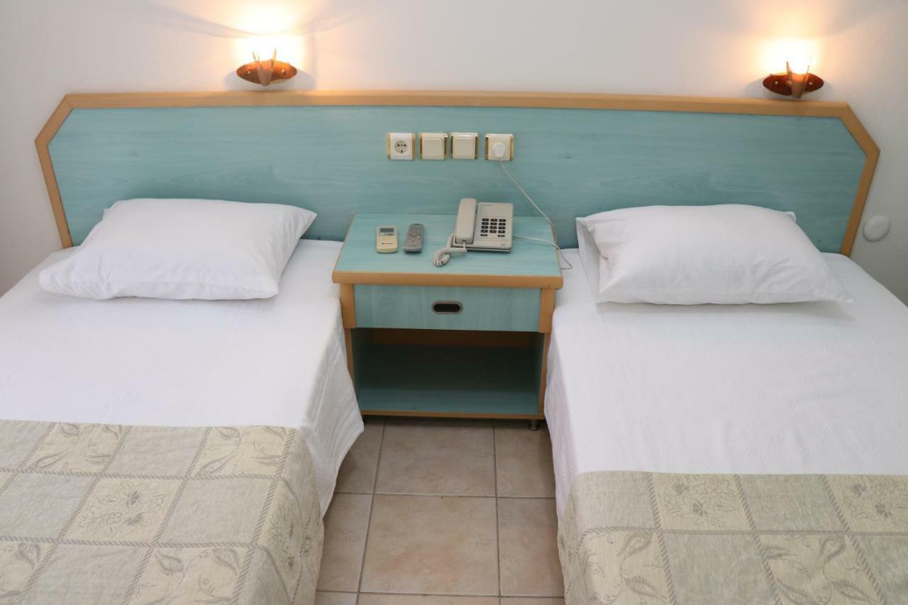 Delfin Otel Gazipasa Exteriér fotografie